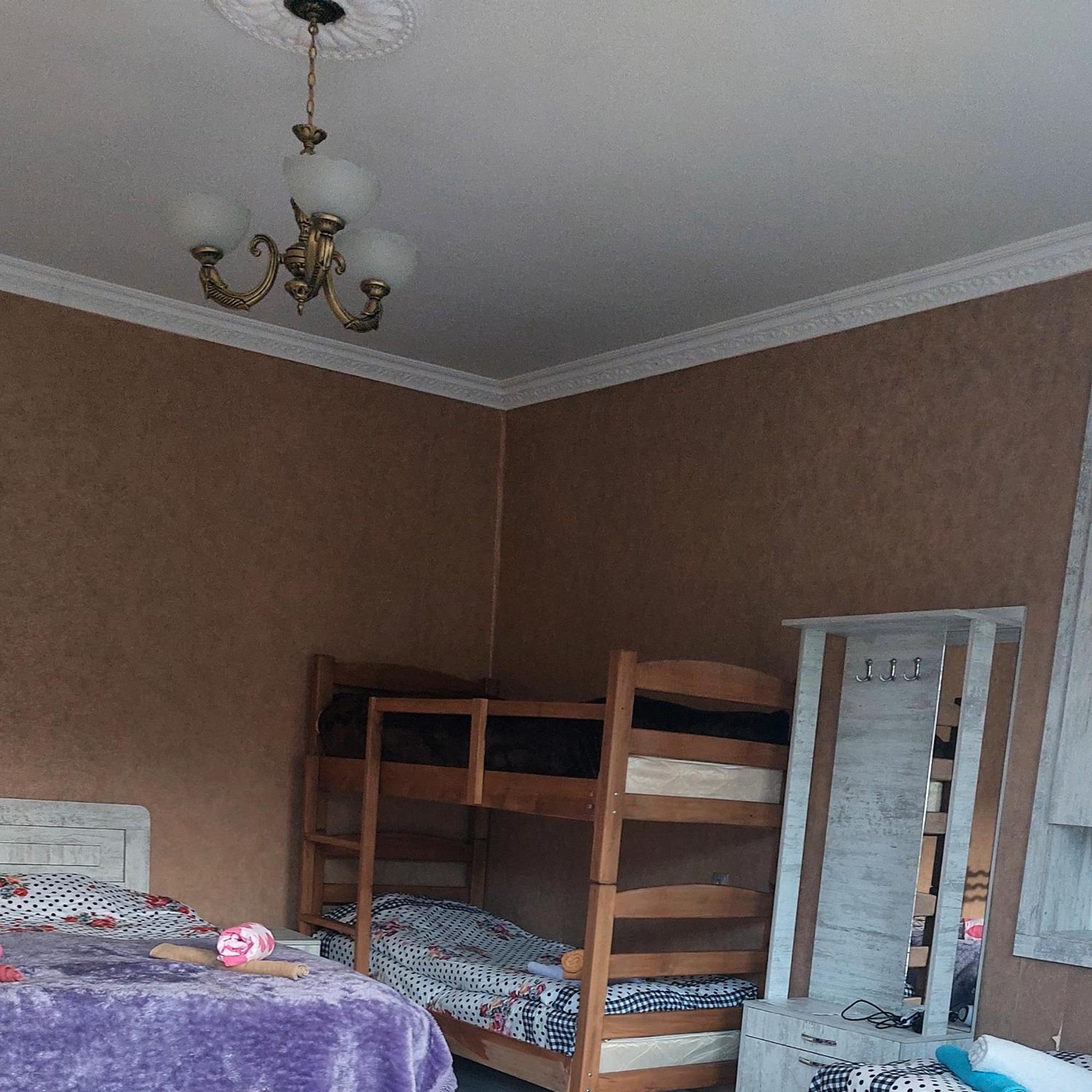 The White House Hotel Kazbegi Ruang foto